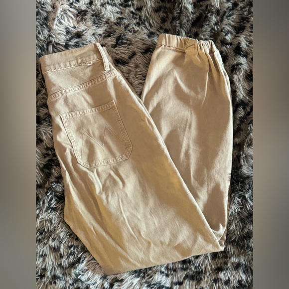 MOTHER Wrapper Patch Springy Ankle Cropped Cargo Pants - Picture 5 of 10